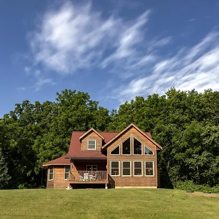 Red Cedar Lodge